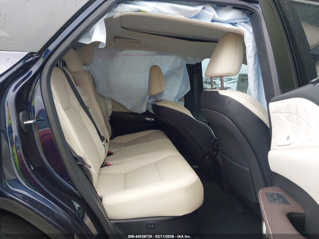 Lexus RX Luxury