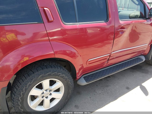 Nissan Pathfinder Sv