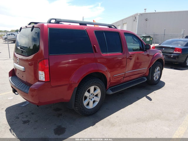 Nissan Pathfinder Sv