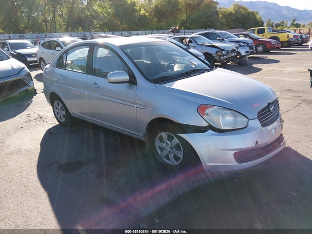 Salvage Hyundai ACCENT Image