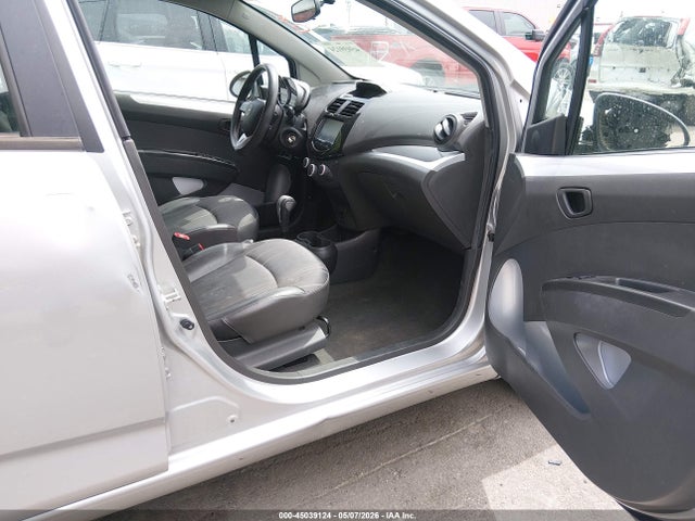 Chevrolet Spark 1lt Auto
