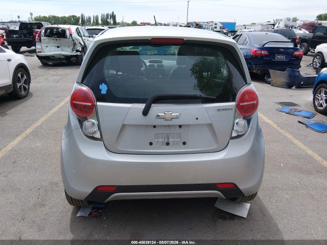 Chevrolet Spark 1lt Auto
