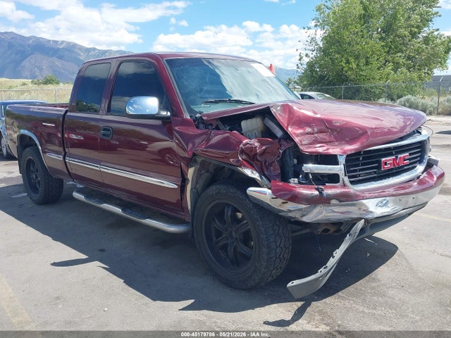 Salvage GMC Sierra 1500 Image