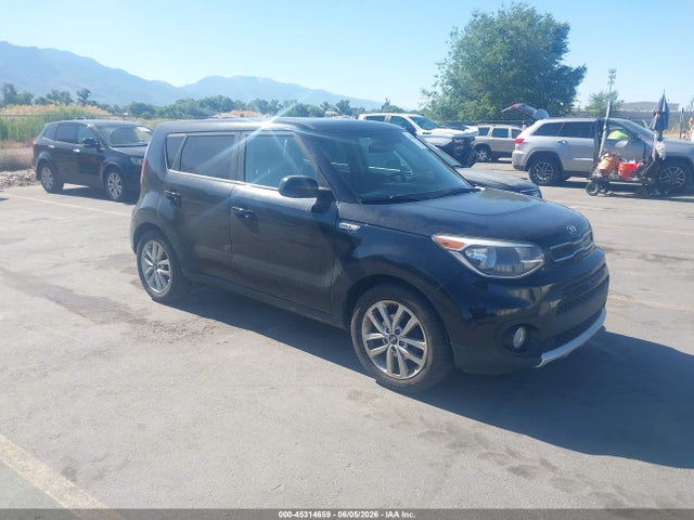 Salvage Kia Soul Image
