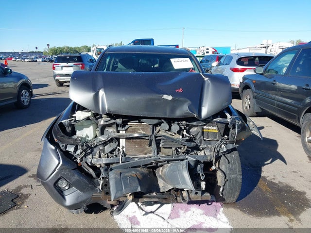 Toyota Tacoma Base V6