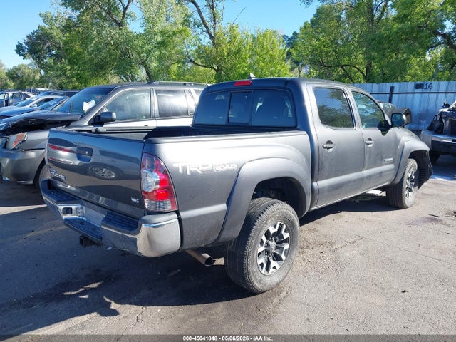 Toyota Tacoma Base V6