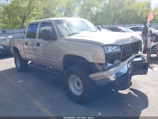 Salvage Chevrolet Silverado 1500 Image