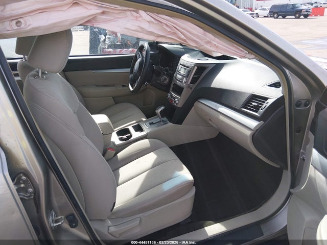 Subaru Outback 2.5i