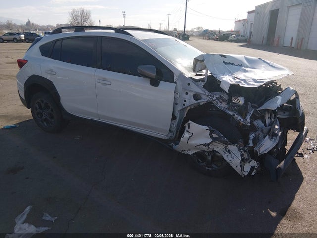 Salvage Subaru Crosstrek Image