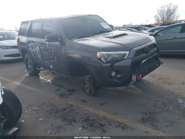 Salvage Toyota 4Runner Image