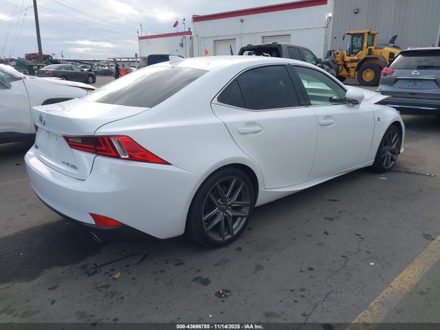 Lexus Is