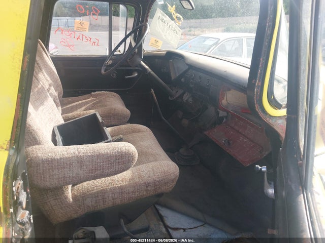 Chevrolet Van Chevy Trk