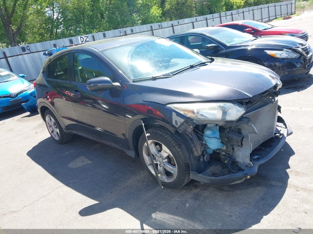 Salvage Honda HR-V Image