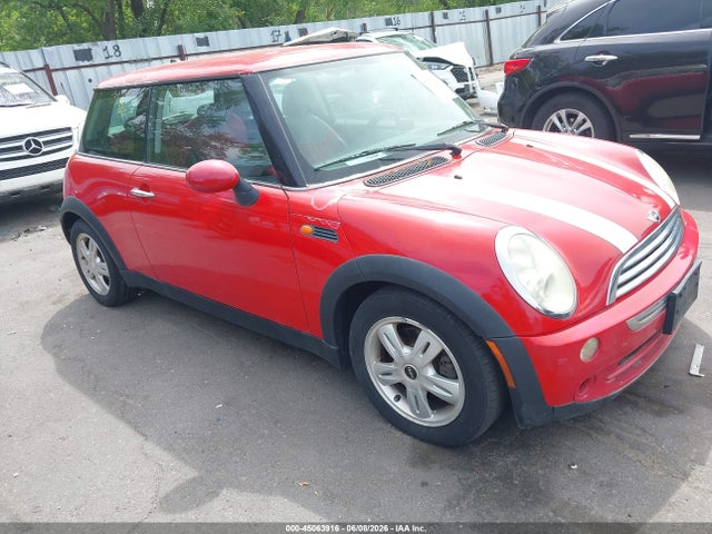 Salvage MINI Cooper Image