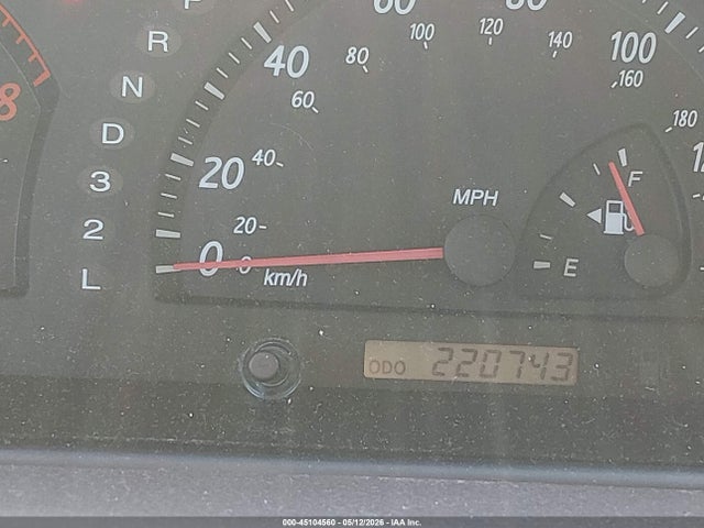 Toyota Camry Le V6