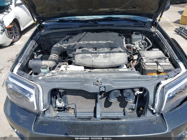 Toyota 4Runner Sr5 V6