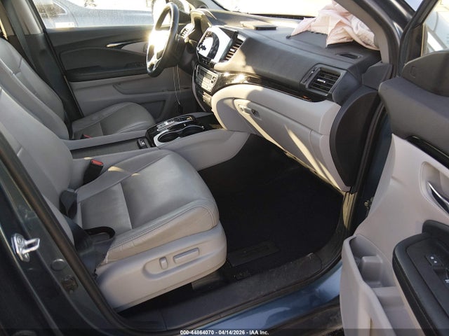 Honda Pilot Awd Touring 8 Passenger