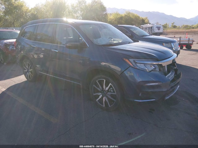 Salvage Honda Pilot Image