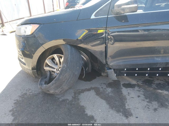 Ford Edge Titanium