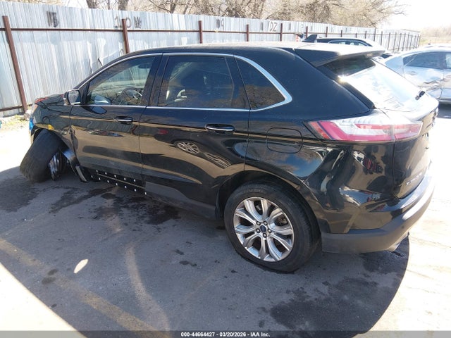 Ford Edge Titanium