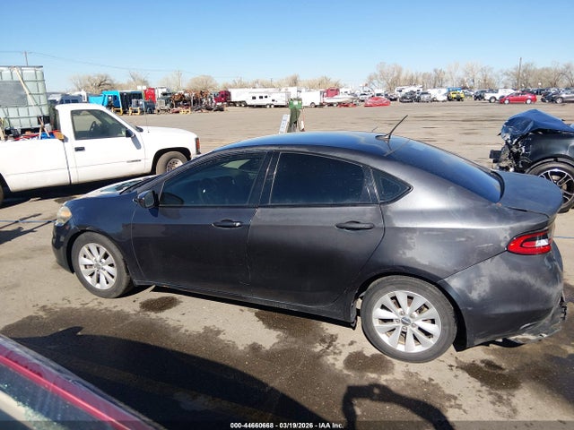 Dodge Dart Sxt