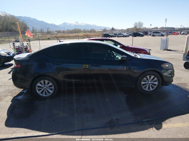 Dodge Dart Sxt