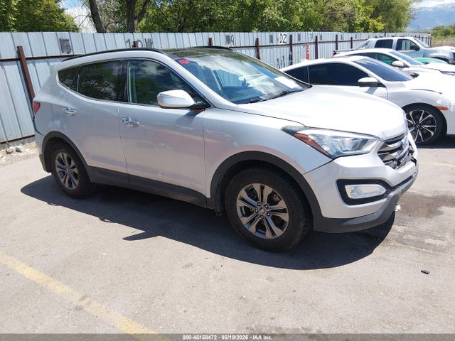 Salvage Hyundai SANTA FE Image