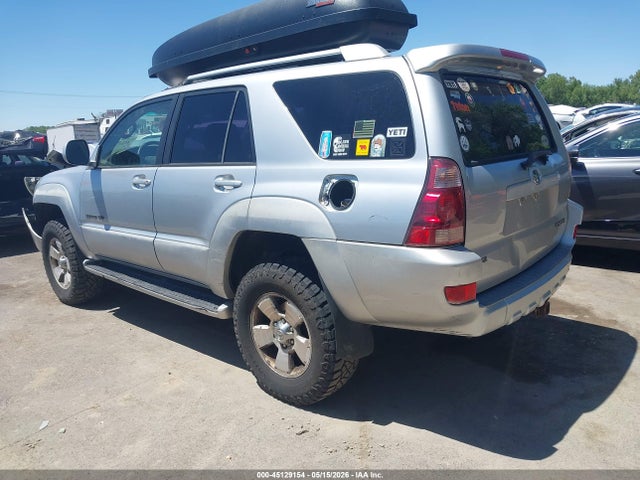 Toyota 4Runner Limited V8