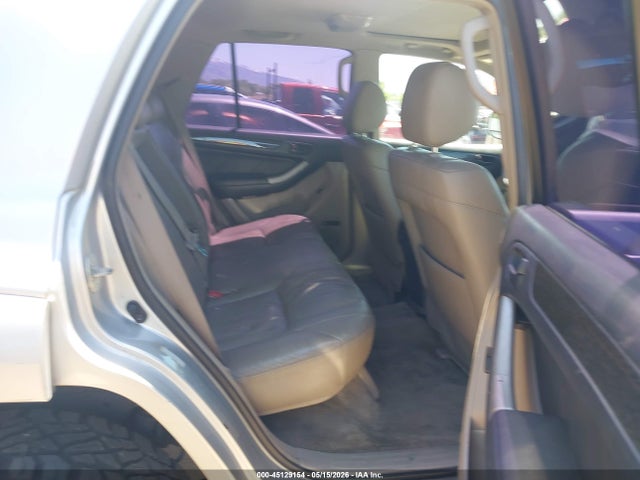 Toyota 4Runner Limited V8