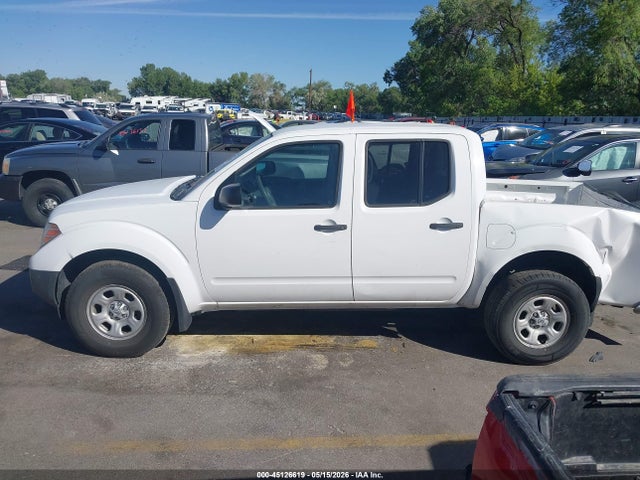 Nissan Frontier S