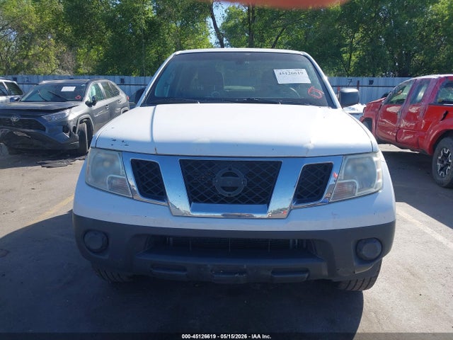 Nissan Frontier S