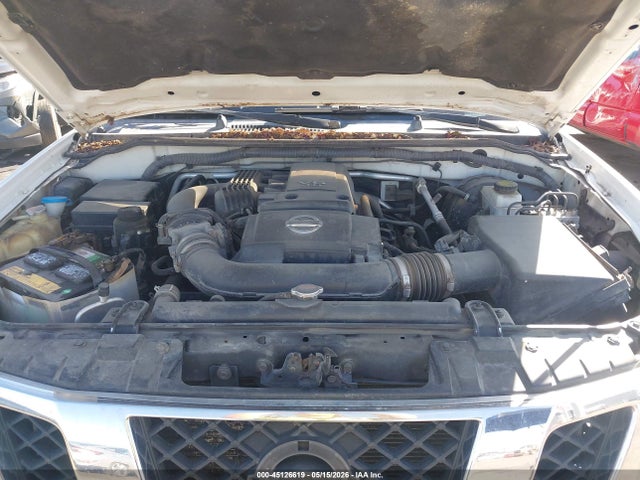 Nissan Frontier S