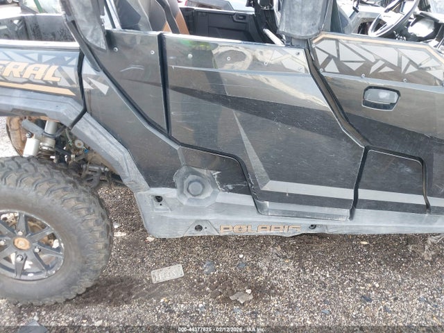 Polaris General Xp 4 1000 Deluxe Ride Command