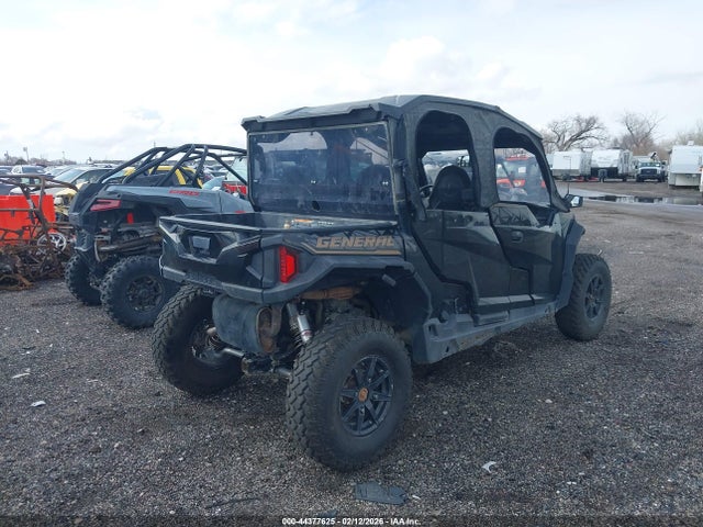 Polaris General Xp 4 1000 Deluxe Ride Command
