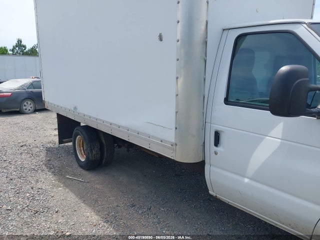 Ford E-350