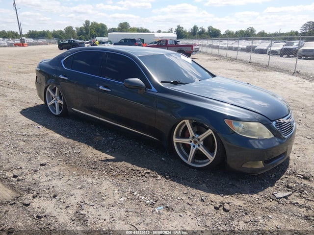 Salvage Lexus LS Image