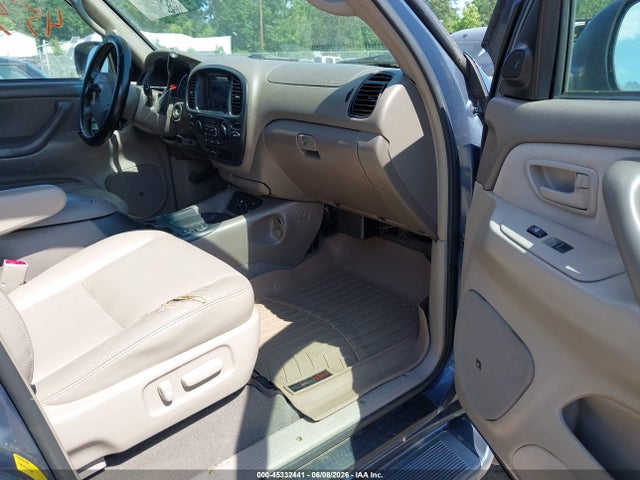 Toyota Sequoia Sr5 V8