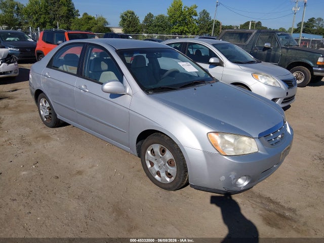 Salvage Kia Spectra Image