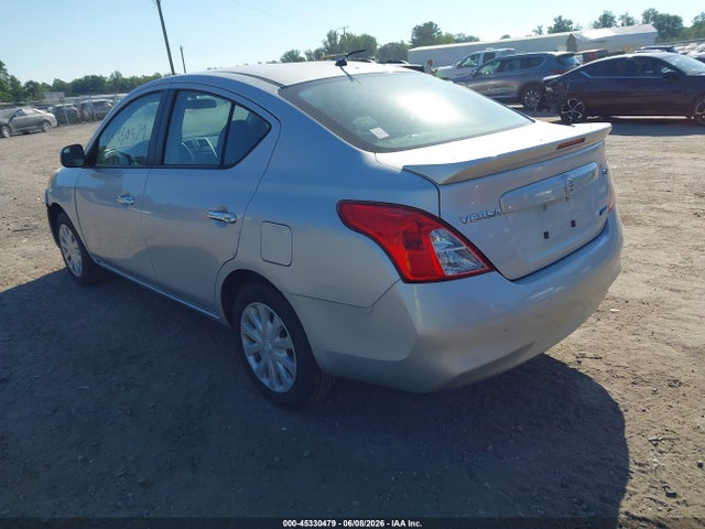 Nissan Versa 1.6 Sv