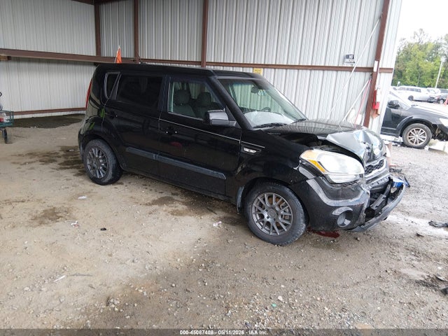 Salvage Kia Soul Image