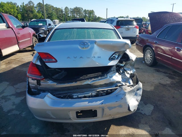 Toyota Avalon Xl