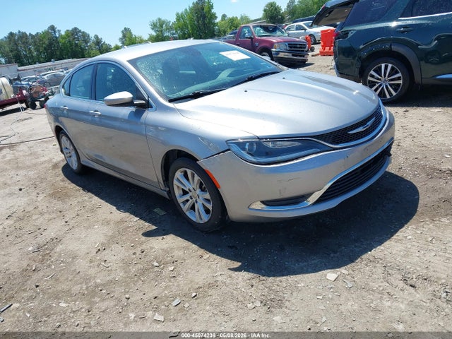 Salvage Chrysler 200 Image