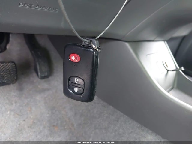 Toyota Prius Three