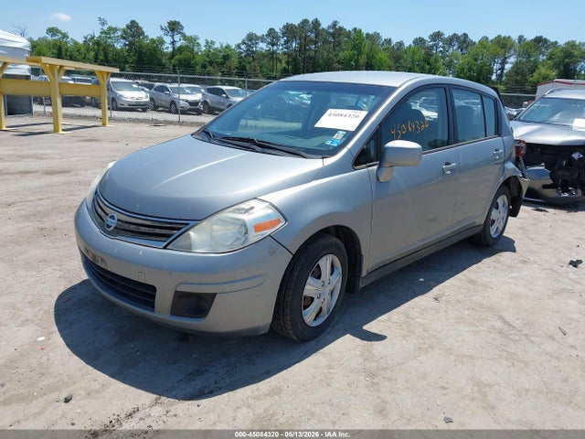 Nissan Versa 1.8s