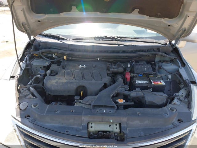 Nissan Versa 1.8s