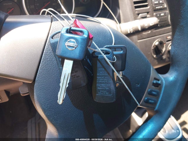 Nissan Versa 1.8s