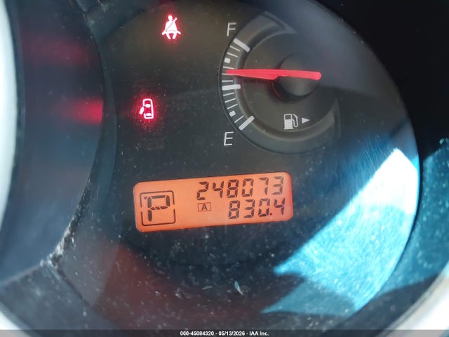 Nissan Versa 1.8s