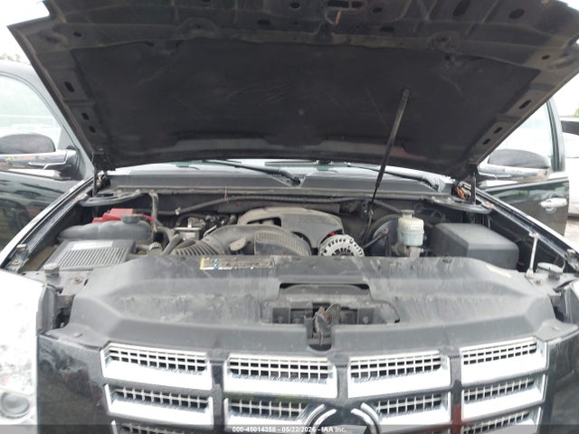 Cadillac Escalade Standard