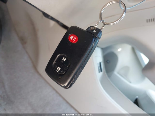 Toyota Prius Four
