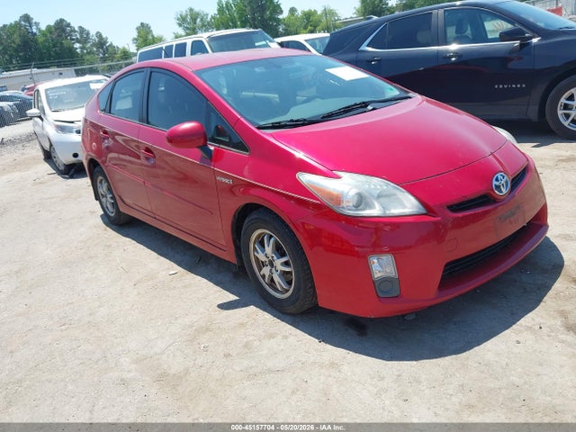 Salvage Toyota Prius Image